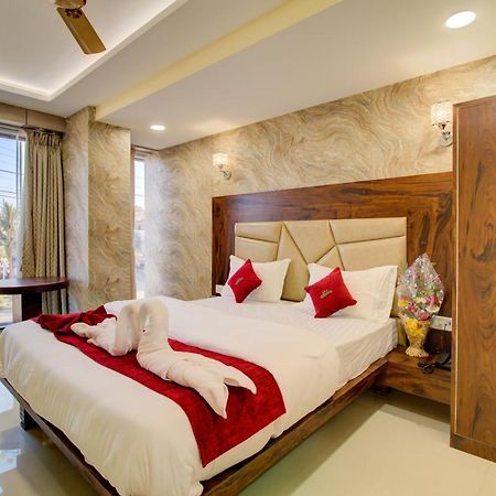 Hotel Samaira Residency,Dombivali Dive Eksteriør billede