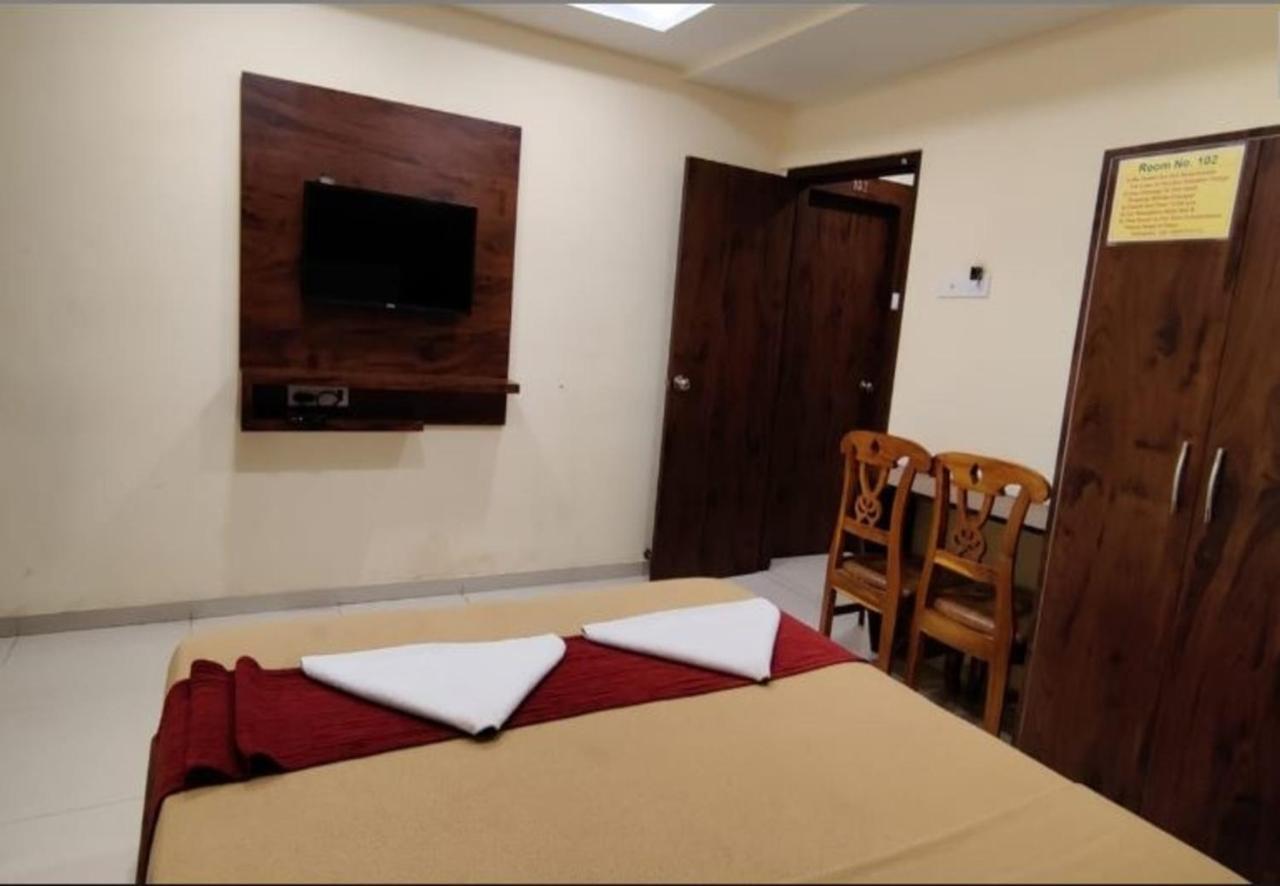 Hotel Samaira Residency,Dombivali Dive Eksteriør billede